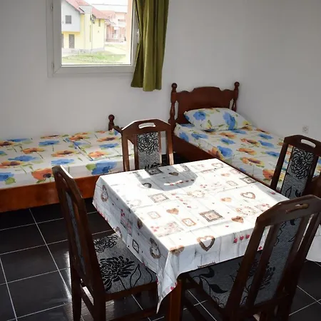 Srebrna Nit Apartment Veliko Gradište