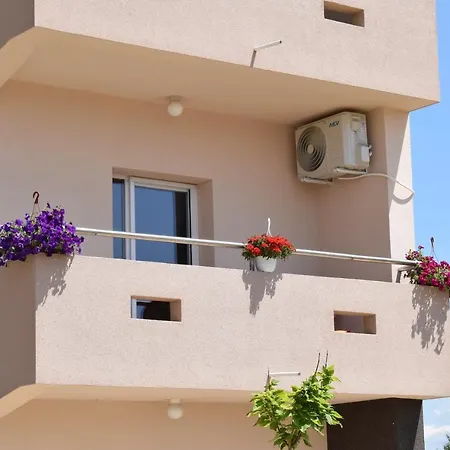 Apartment Srebrna Nit Veliko Gradište